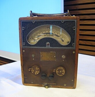 AVOmeter - The First Multimeter